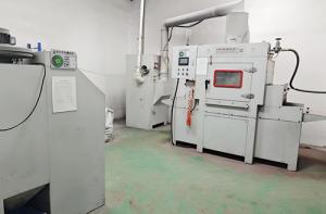 平面輸送全自動噴砂機